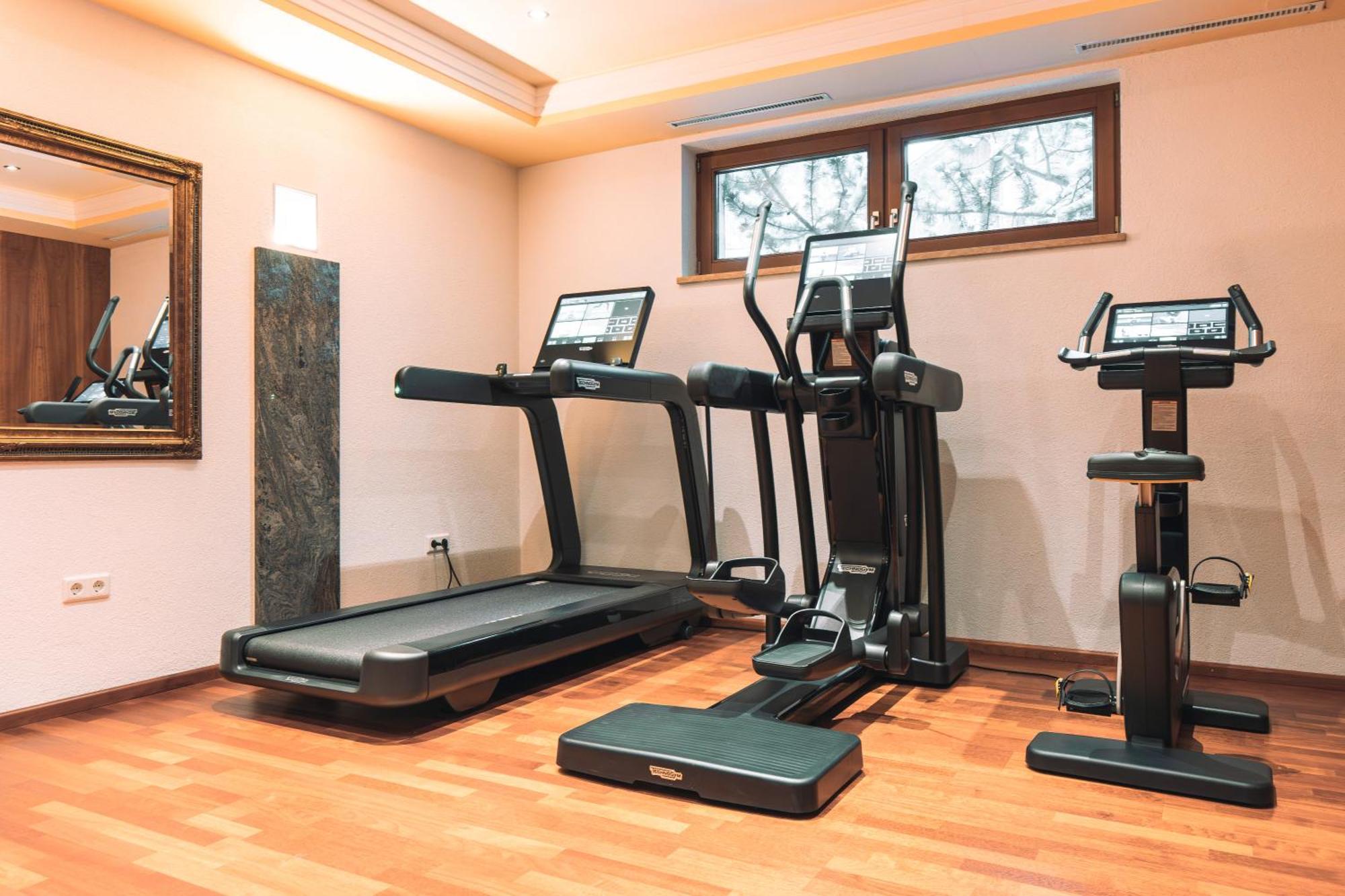 Hotel Olympia Ишгъл Екстериор снимка